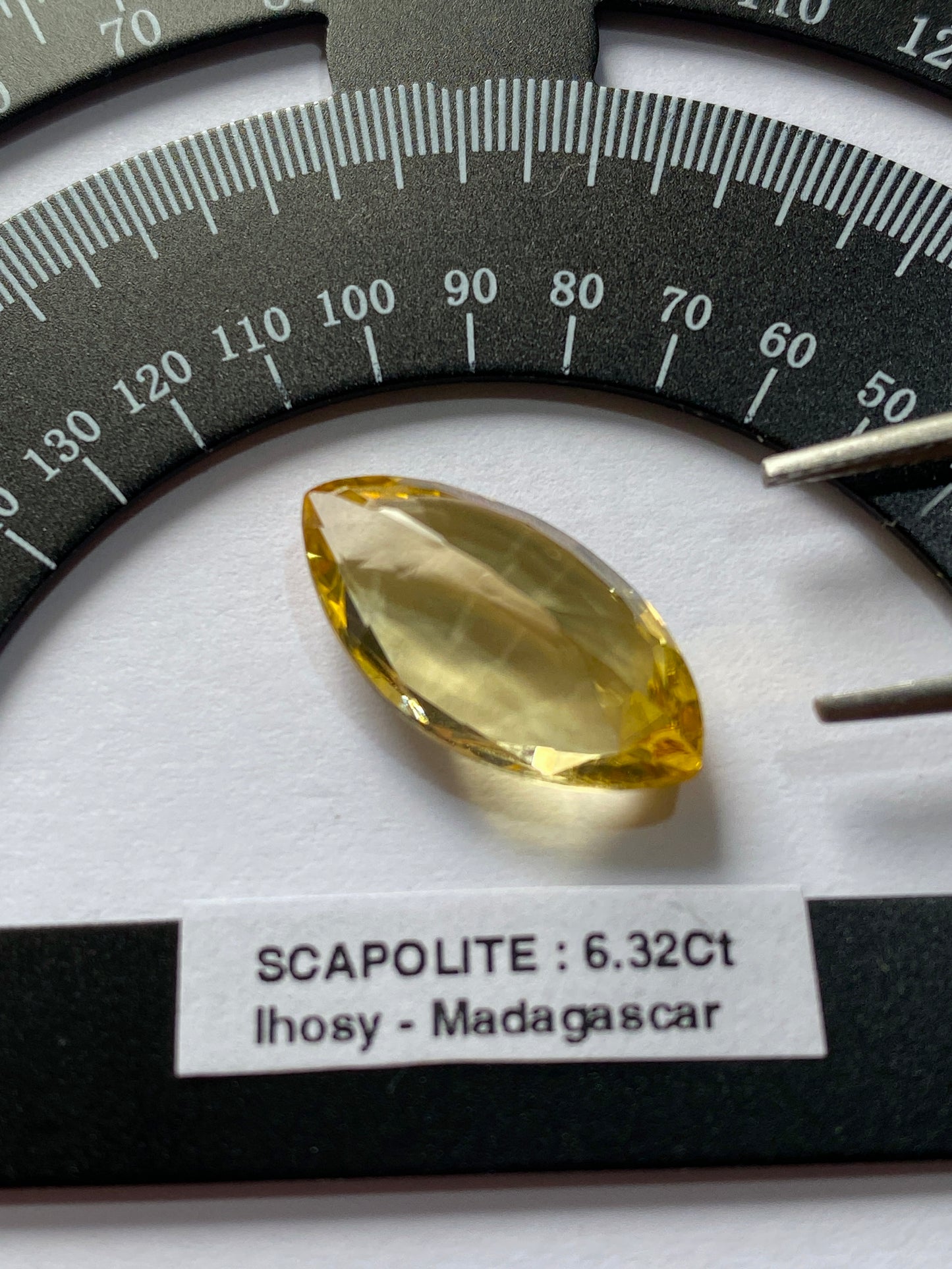 SCAPOLITE NATURAL GEMSTONE : SOAMATASY, IHOSY, MADAGASCAR 6.32Ct MFG4908