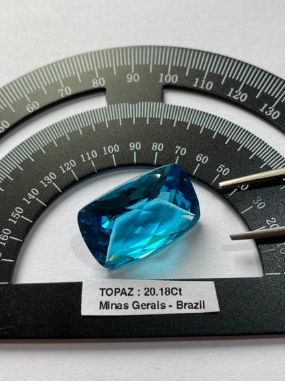 TOPAZ NATURAL MINED GEMSTONE : XANDA MINE, MINAS GERAIS, BRAZIL 20.18Ct MFG4902