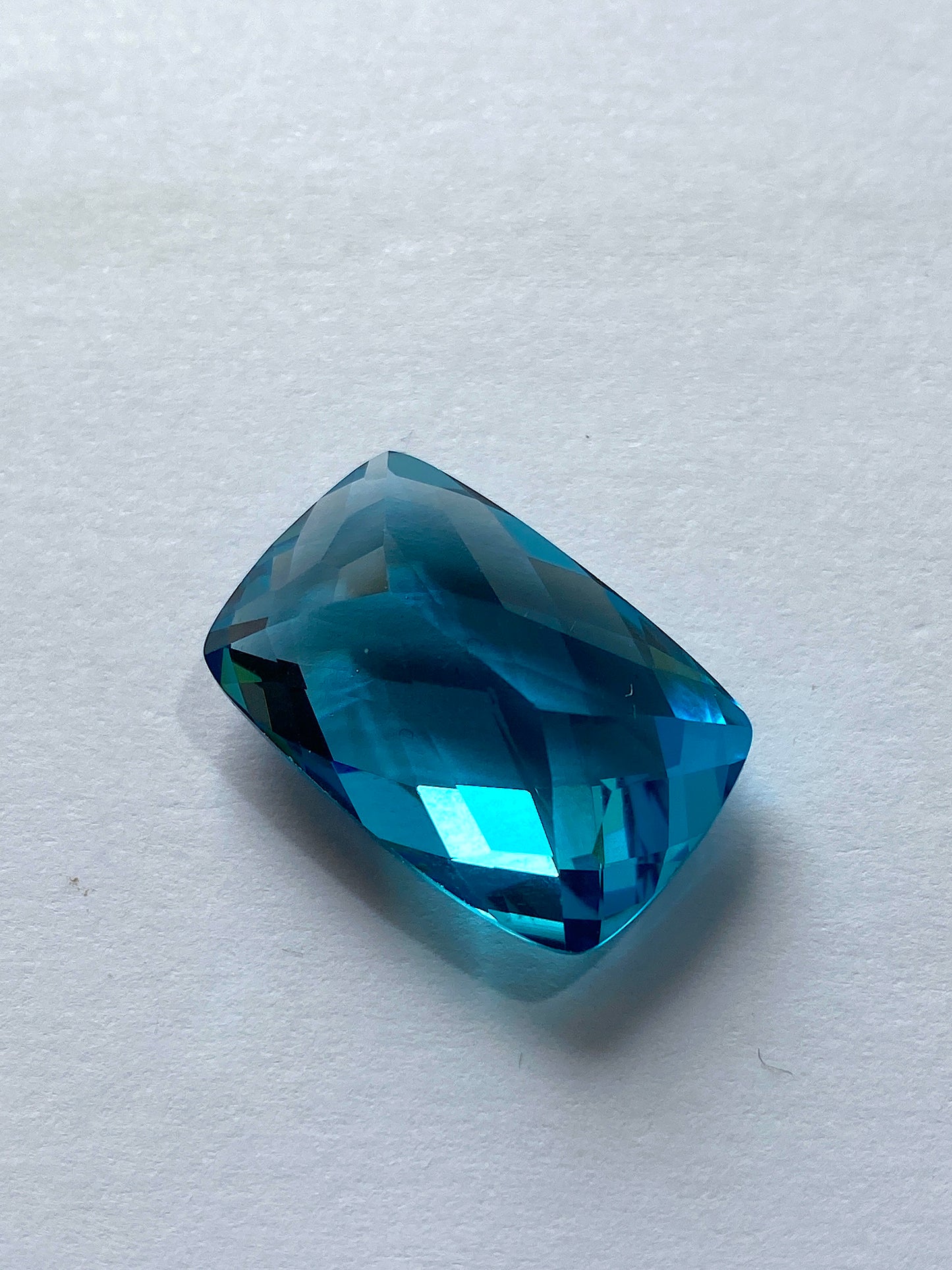 TOPAZ NATURAL MINED GEMSTONE : XANDA MINE, MINAS GERAIS, BRAZIL 20.18Ct MFG4902