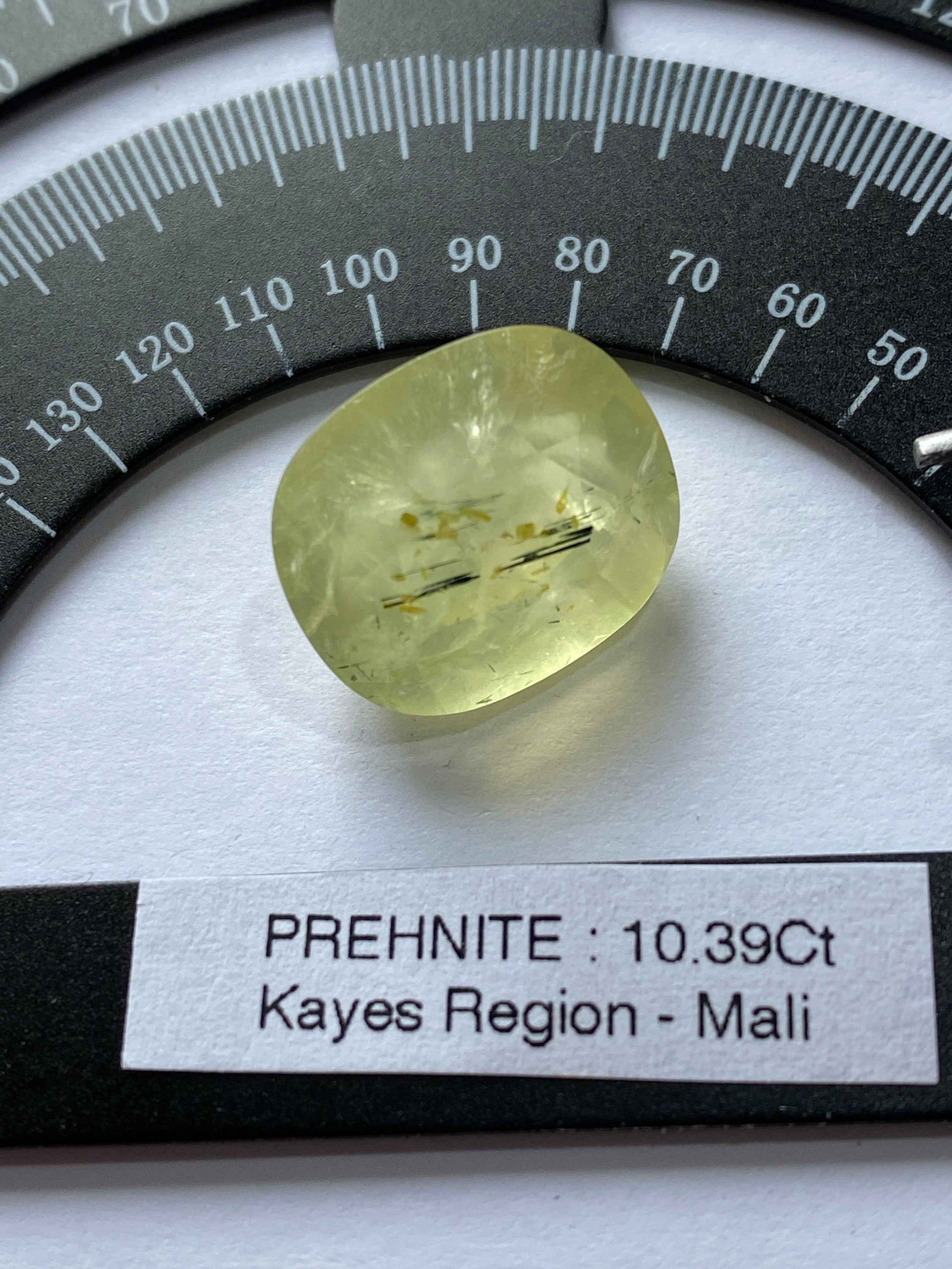 PREHNITE NATURAL GEMSTONE : KAYES REGION, MALI, AFRICA 10.39Ct MFG4904