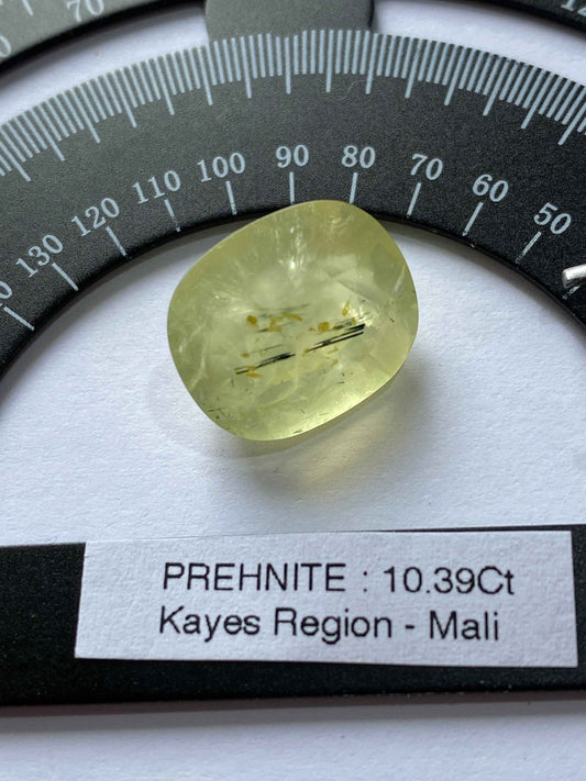PREHNITE NATURAL GEMSTONE : KAYES REGION, MALI, AFRICA 10.39Ct MFG4904