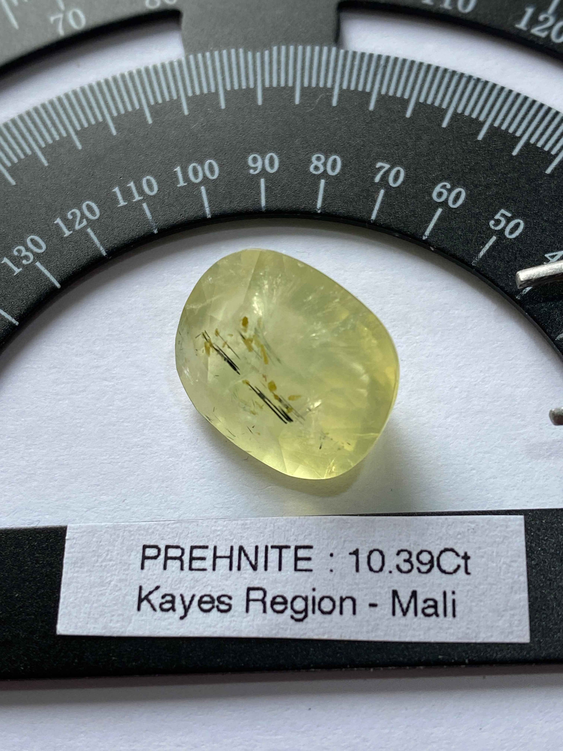 PREHNITE NATURAL GEMSTONE : KAYES REGION, MALI, AFRICA 10.39Ct MFG4904