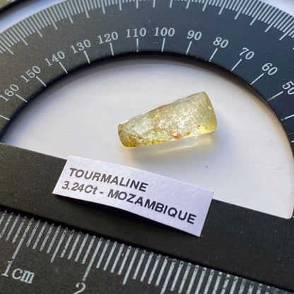 TOURMALINE GEMSTONE : ALTO LIGONNA, ZAMBEZI, MOZAMBIQUE  3.24Ct MFG5449