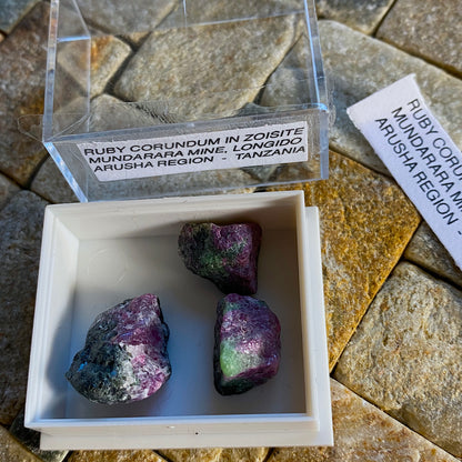 RUBY CORUNDUM WITH ZOISITE  x 3 SPECIMENS - MUNDARARA MINE, TANZANIA MF4108