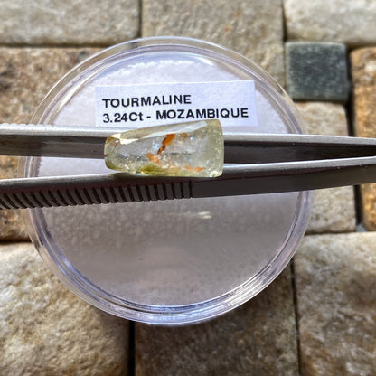 TOURMALINE GEMSTONE : ALTO LIGONNA, ZAMBEZI, MOZAMBIQUE  3.24Ct MFG5449