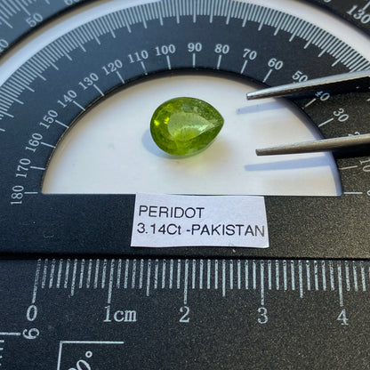 PERIDOT NATURAL GEMSTONE - SAPIT GALI, KAGHAN VALLEY, PAKISTAN 3.14Ct MFG5450