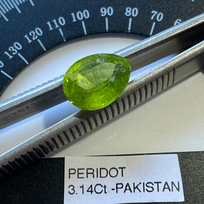 PERIDOT NATURAL GEMSTONE - SAPIT GALI, KAGHAN VALLEY, PAKISTAN 3.14Ct MFG5450