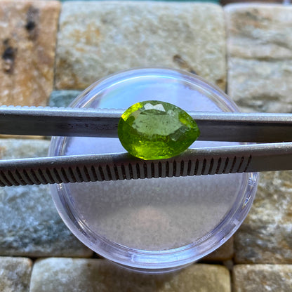 PERIDOT NATURAL GEMSTONE - SAPIT GALI, KAGHAN VALLEY, PAKISTAN 3.14Ct MFG5450