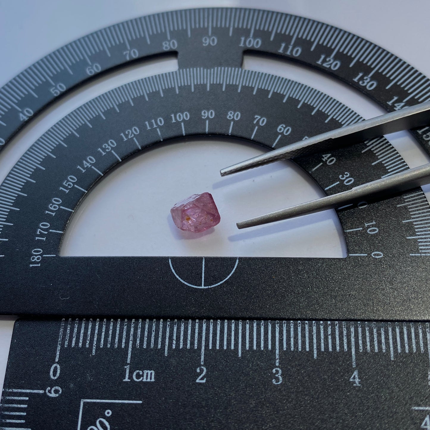 SPINEL ROUGH CRYSTAL - MOGOK, MANDALAY, MYANMAR 1.88Ct MFG5451