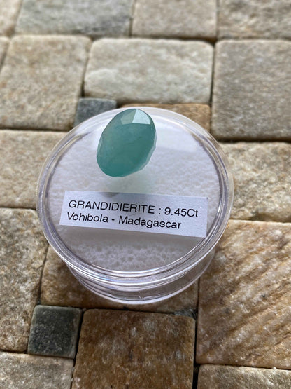 GRANDIDIERITE NATURAL GEMSTONE : VOHIBOLA, BAHARA, MADAGASCAR 9.45Ct MFG4938