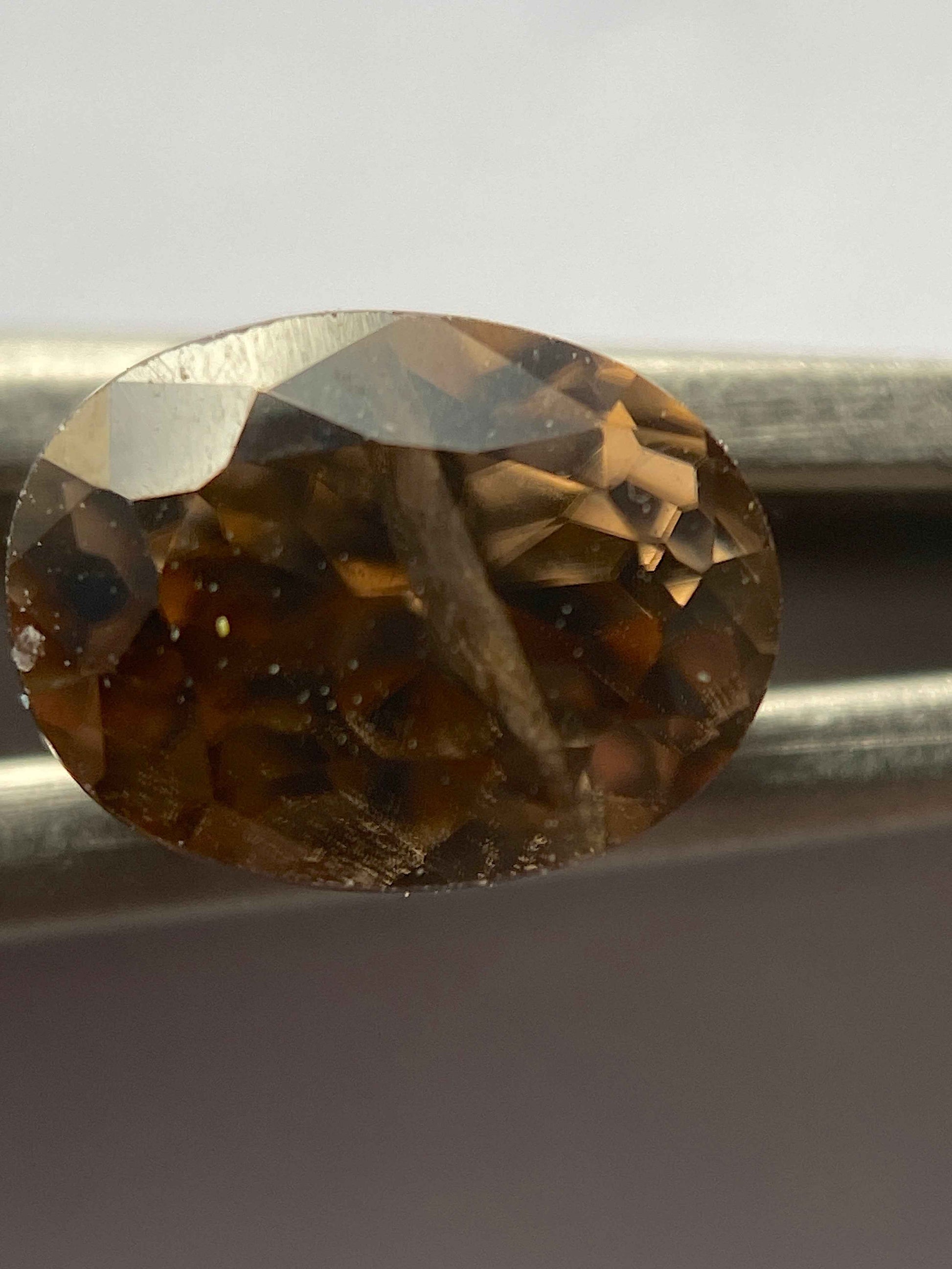 ZIRCON NATURAL MINED GEMSTONE : MOGOK, PWIN-Oo-LWIN, MANDALAY, MYANMAR 1.40Ct MFG4892