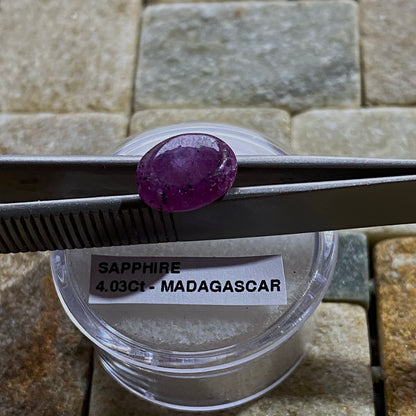 SAPPHIRE  CORUNDUM NATURAL GEMSTONE - ZAZAFOTSY, IHOROMBE, MADAGASCAR 4.03Ct. MFG5454