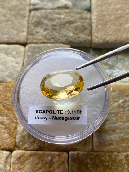 SCAPOLITE NATURAL GEMSTONE : SOAMATASY, IHOSY, MADAGASCAR 9.11Ct MFG4910