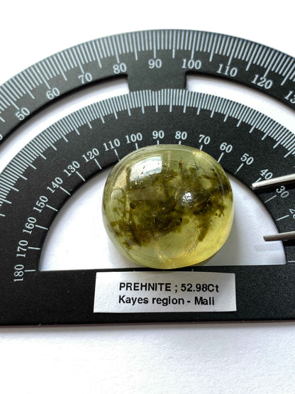 PREHNITE NATURAL MINED GEMSTONE : KAYES REGION, MALI, AFRICA 52.96Ct MFG4935