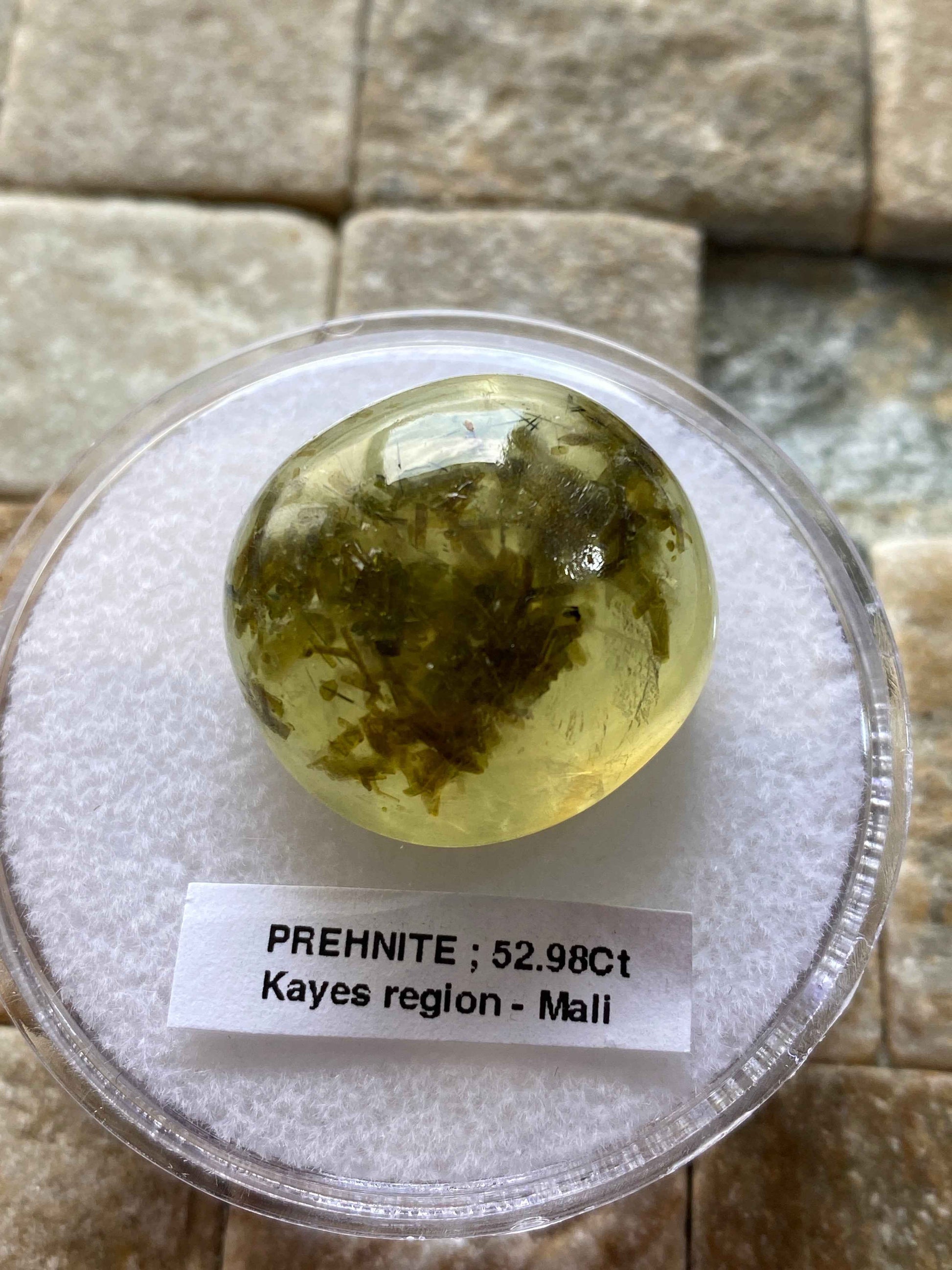 PREHNITE NATURAL MINED GEMSTONE : KAYES REGION, MALI, AFRICA 52.96Ct MFG4935
