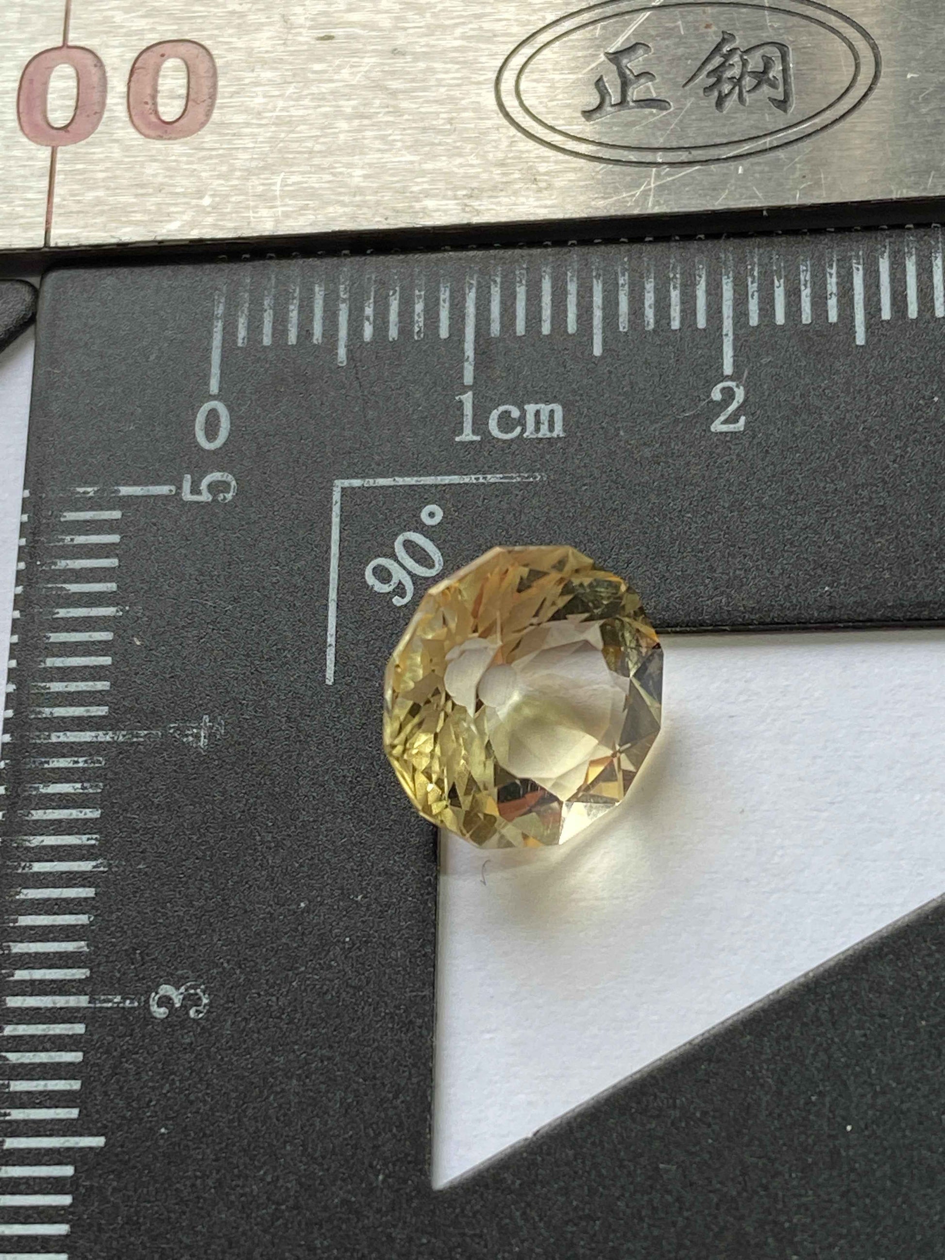 TOPAZ NATURAL GEMSTONE : VIRGEM DA LAPA, MINAS GERAIS, BRAZIL 4.43Ct MFG4901