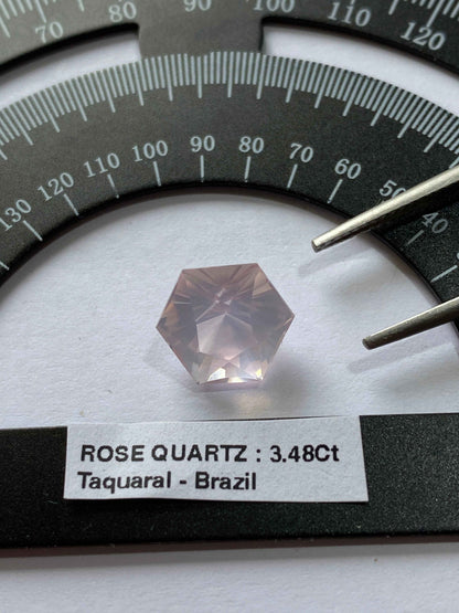 ROSE QUARTZ NATURAL GEMSTONE : TAQUARAL, MINAS GERAIS, BRAZIL 3.48Ct MFG4940