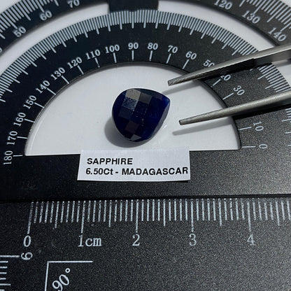 SAPPHIRE CORUNDUM GEMSTONE - ZAZAFOTSY, IHOSY DISTRICT, MADAGASCAR 6.50Ct MFG5459