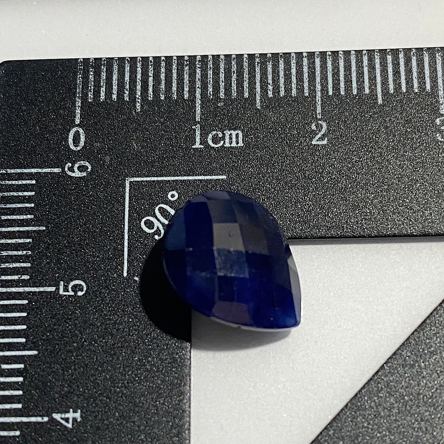 SAPPHIRE CORUNDUM GEMSTONE - ZAZAFOTSY, IHOSY DISTRICT, MADAGASCAR 6.50Ct MFG5459