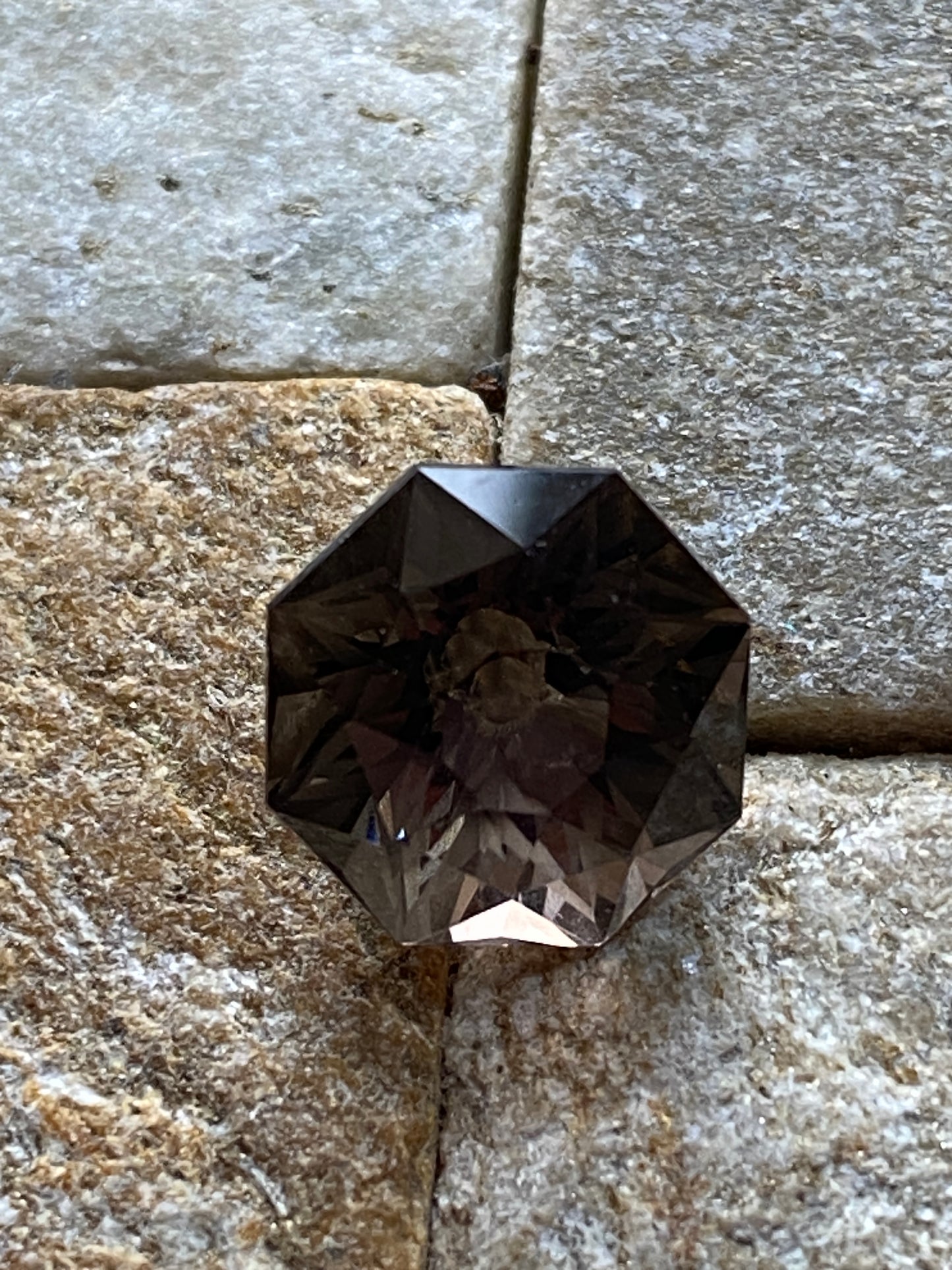 SMOKE QUARTZ NATURAL GEMSTONE : NAMAKWA, NORTHERN CAPE, SOUTH AFRICA 6.22Ct MFG4890