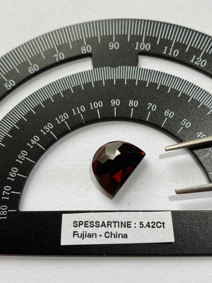 SPESSARTINE GARNET NATURAL GEMSTONE : WUSHAN SPESSARTINE MINE, FUJIAN, CHINA 5.24Ct MFG4917