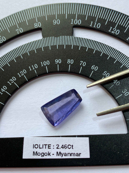 IOLITE NATURAL MINED GEMSTONE : MOGOK, MANDALAY. MYANMAR  2.46Ct MFG4900