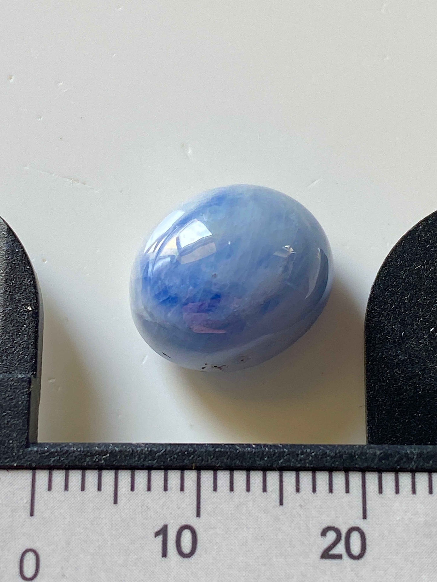 SAPPHIRE CORUNDUM NATURAL GEMSTONE : RATNAPRA, SRI LANKA 16.73Ct MFG4920