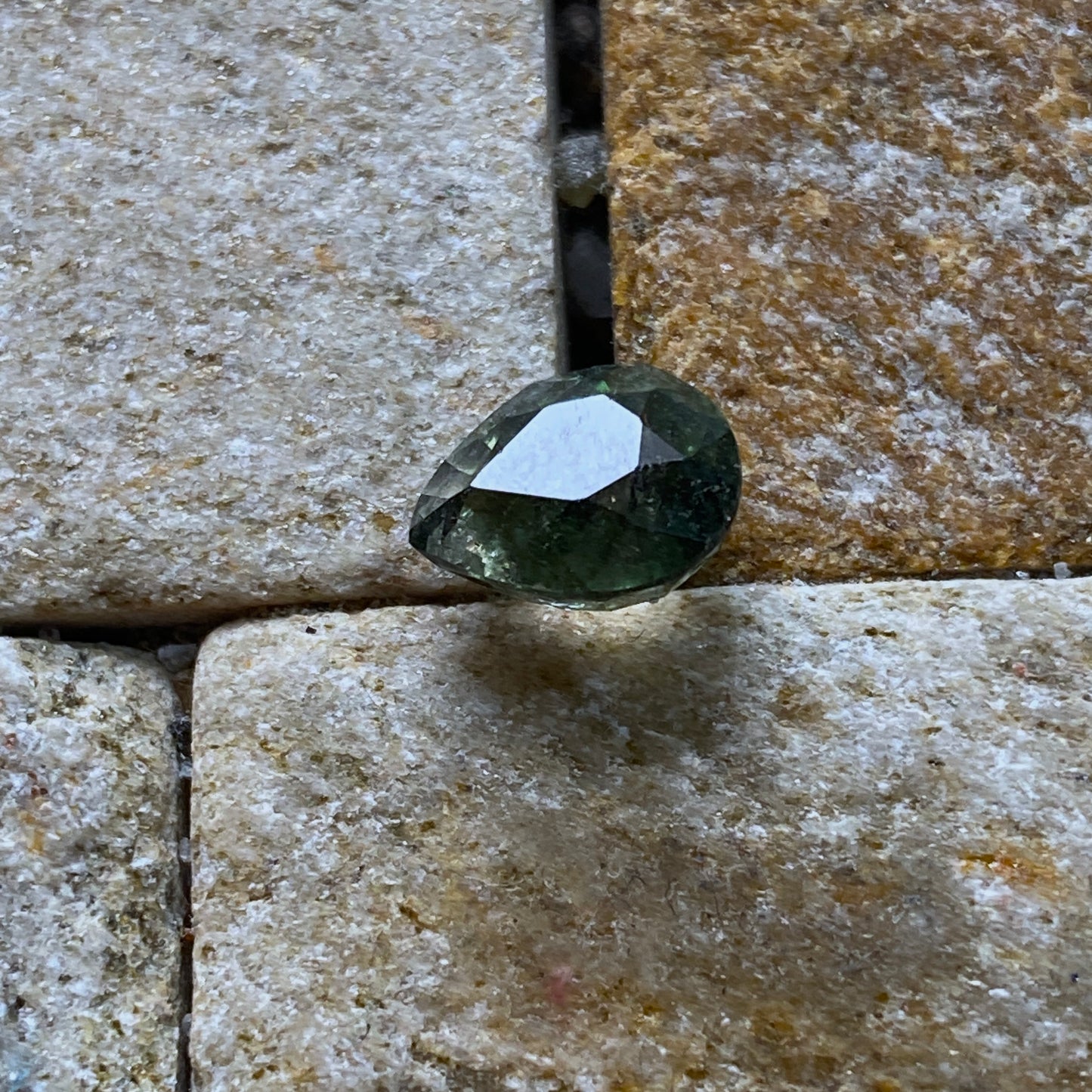 TOURMALINE NATURAL GEMSTONE - MERALANI HILLS, TANZANIA. 2.17Ct  MFG5461