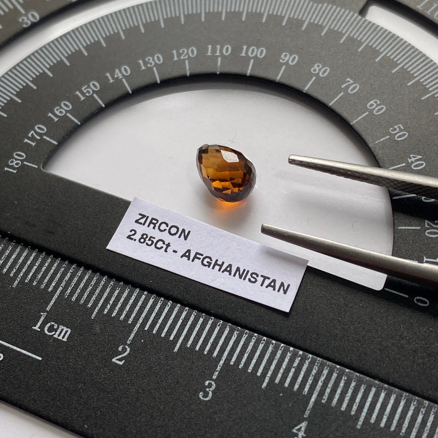 ZIRCON NATURAL GEMSTONE : DARA-E-PECH, KUNAR, AFGANISTAN 2.85Ct. MFG5462