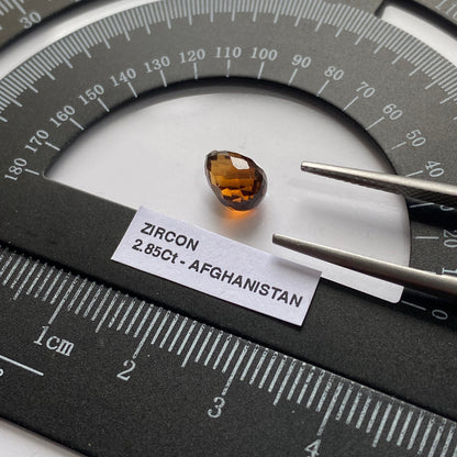 ZIRCON NATURAL GEMSTONE : DARA-E-PECH, KUNAR, AFGANISTAN 2.85Ct. MFG5462