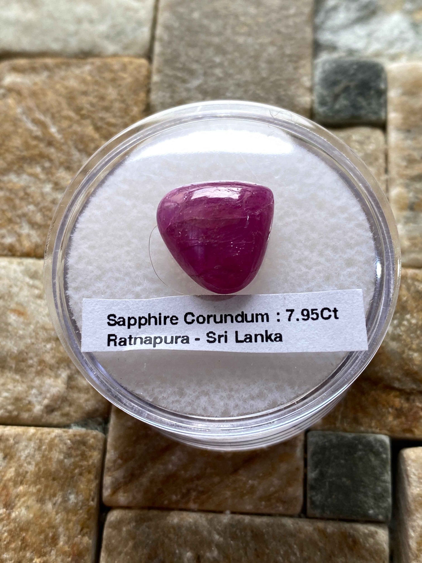 SAPPHIRE [RUBY] CORUNDUM NATURA;L GEMSTONE : RATNAPURA, SRI LANKA 7.95Ct MFG4915