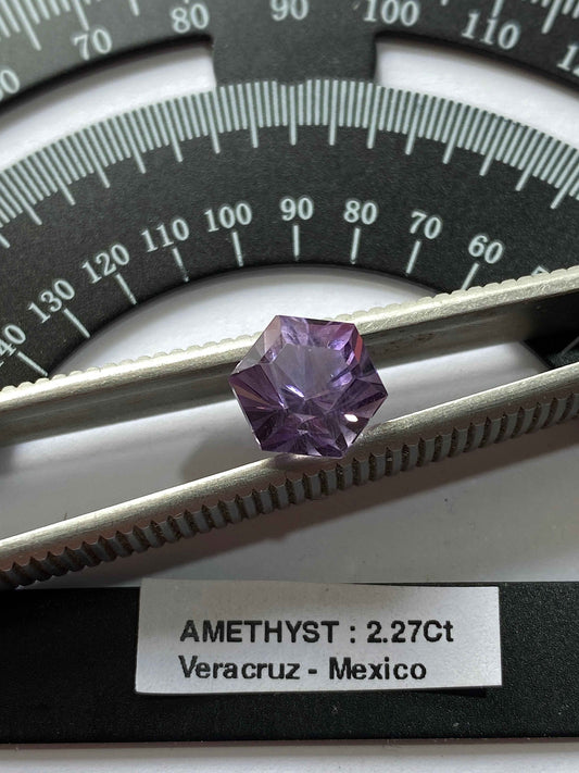 AMETHYST QUARTZ NATURAL GEMSTONE : PIEDRA PARADA, MEXICO 2.27Ct MFG4916