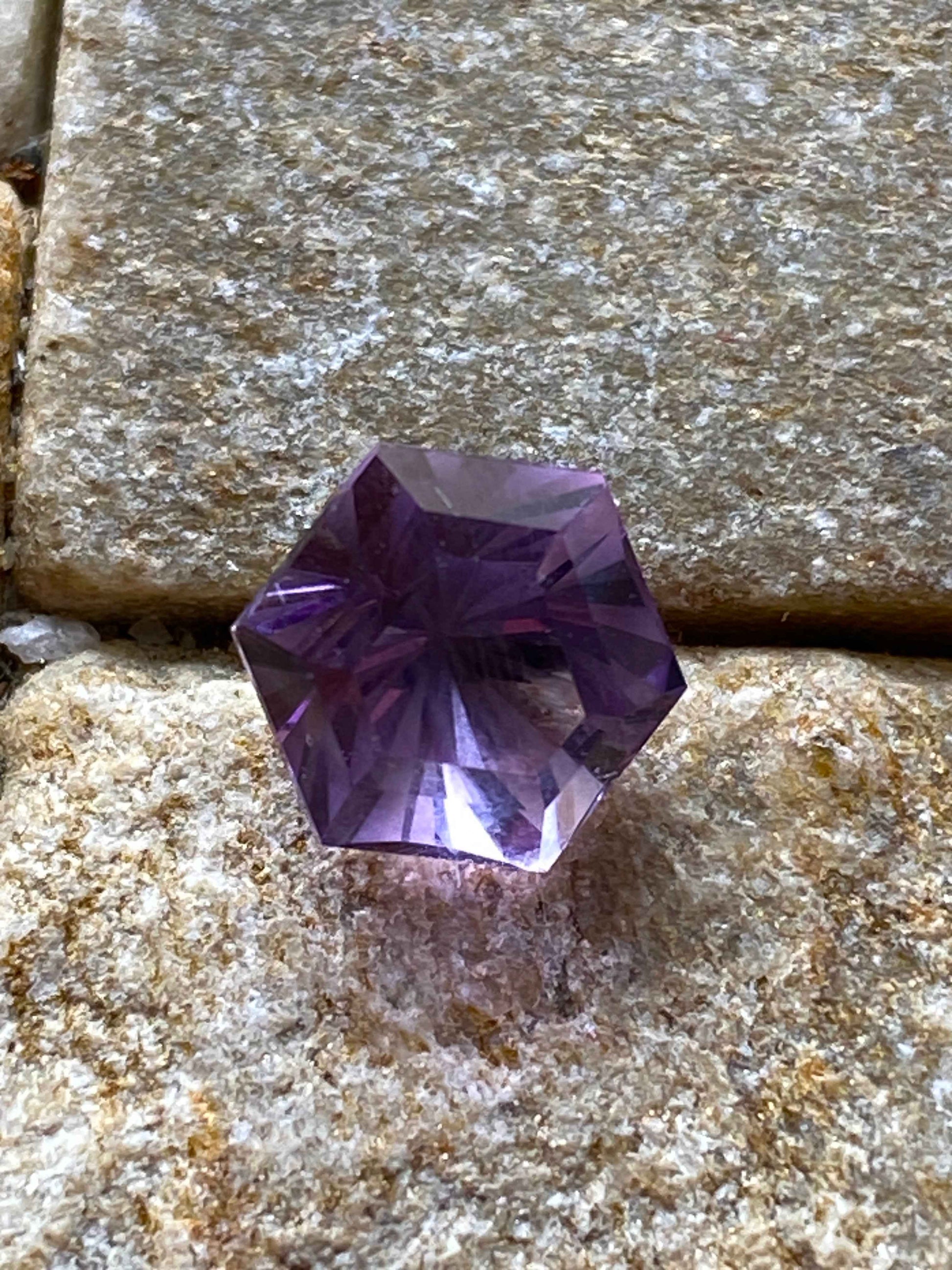 AMETHYST QUARTZ NATURAL GEMSTONE : PIEDRA PARADA, MEXICO 2.27Ct MFG4916