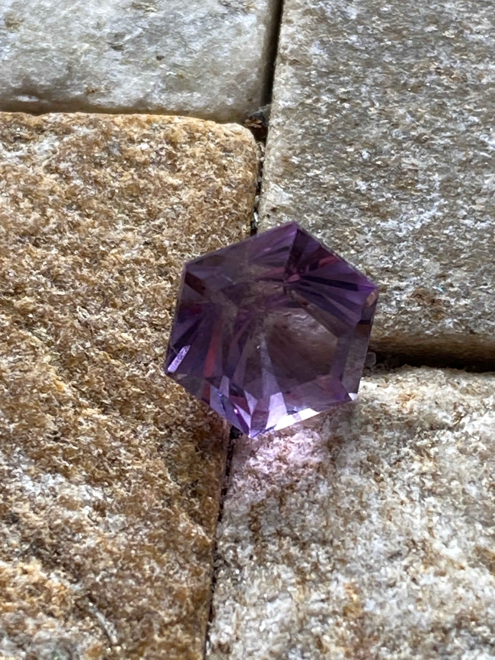AMETHYST QUARTZ NATURAL GEMSTONE : PIEDRA PARADA, MEXICO 2.27Ct MFG4916