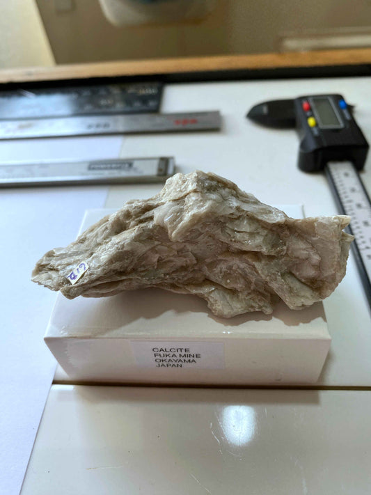 CALCITE : FUKA MINE, OKAYAMA, JAPAN  70g.     MF4927