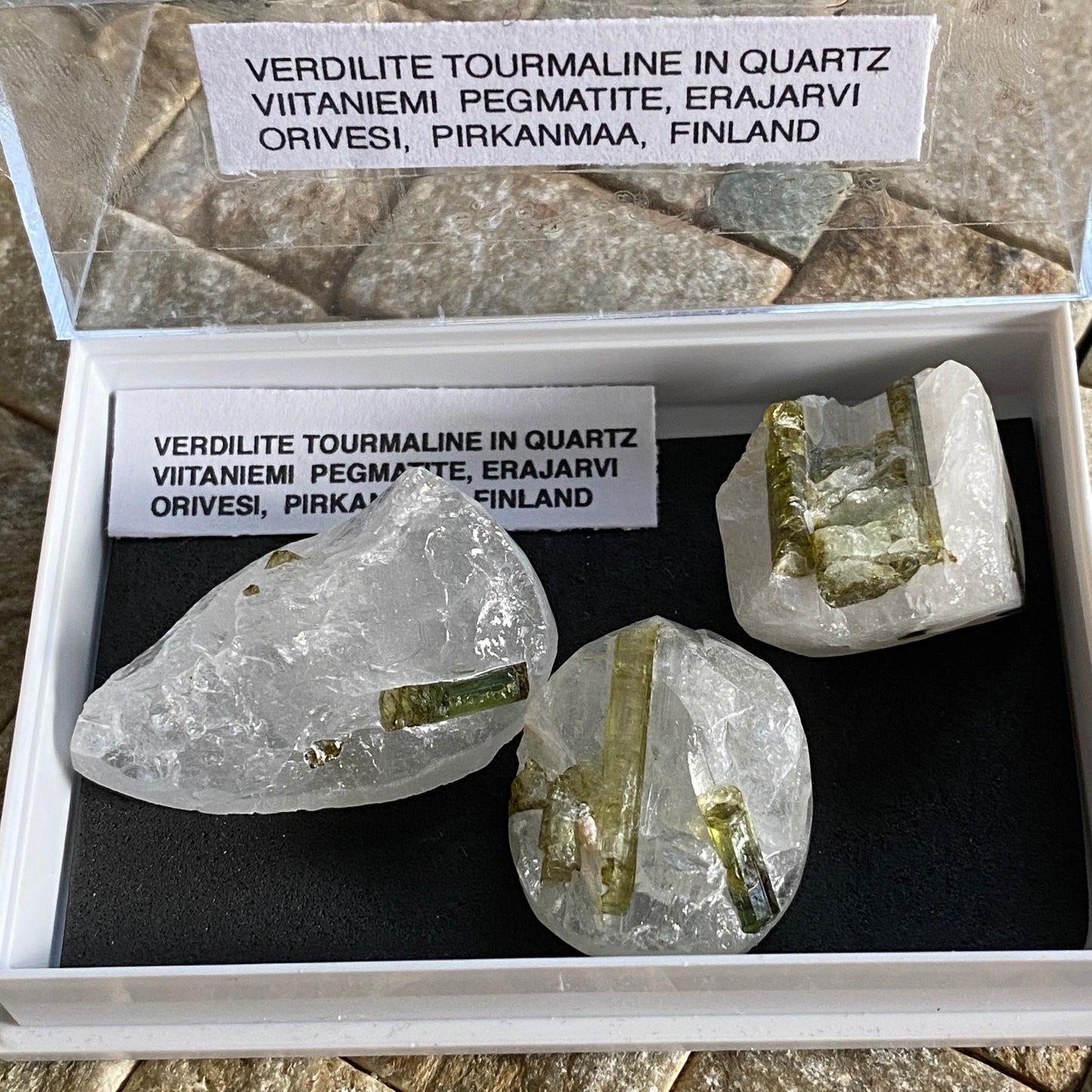 VERDILITE  TOURMALINE  IN QUARTZ x 3 - VIITANIEMI PEGMATITE, FINLAND  28g MF4105