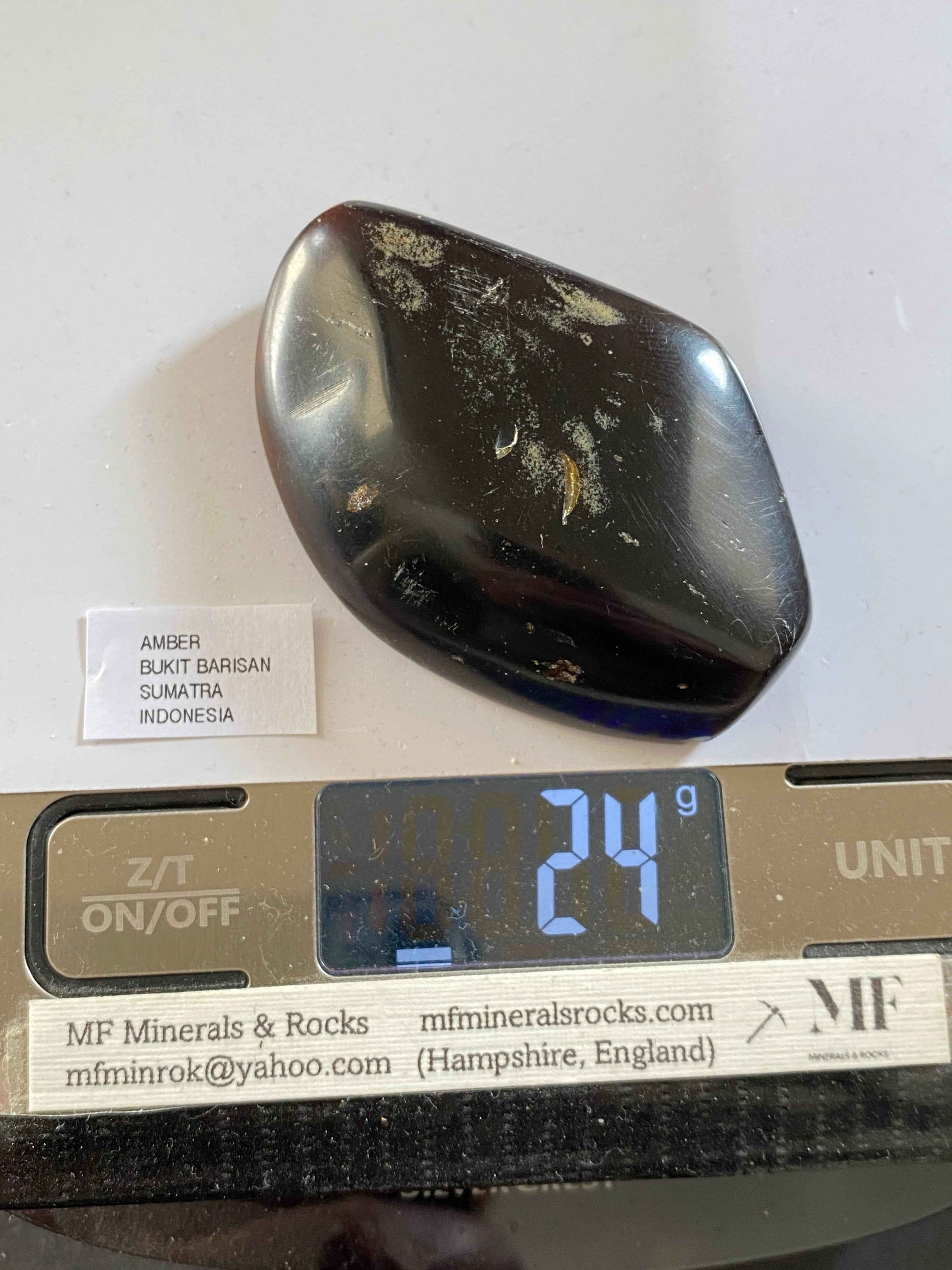 NATURAL AMBER : BUKIT BARISAN, SUMATRA, INDONESIA 24g  MF4928