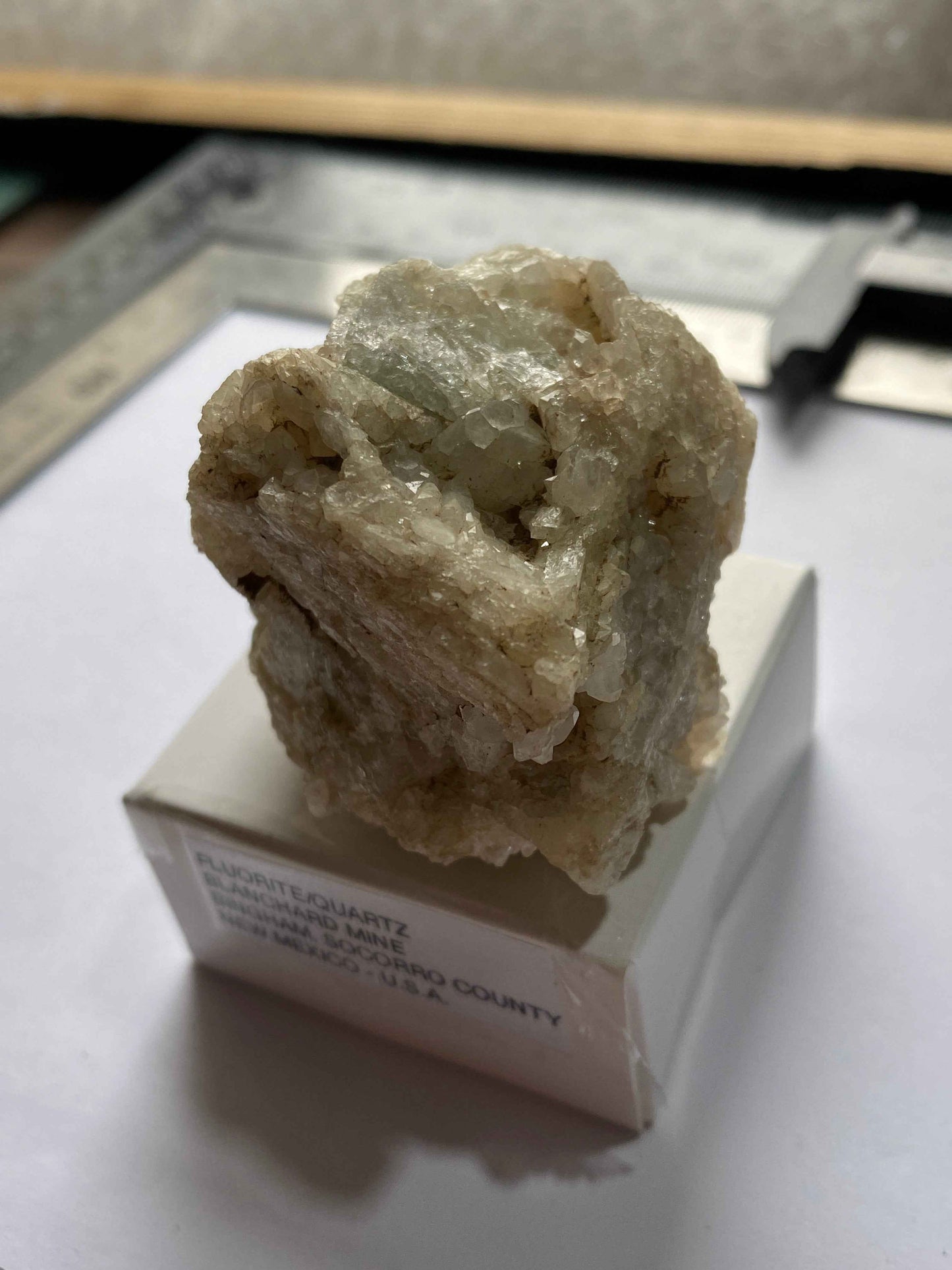 FLUORITE WITH QUARTZ : BLANCHARD MINE, BINGHAM, NEW MEXICO U.S.A. 109g MF4936
