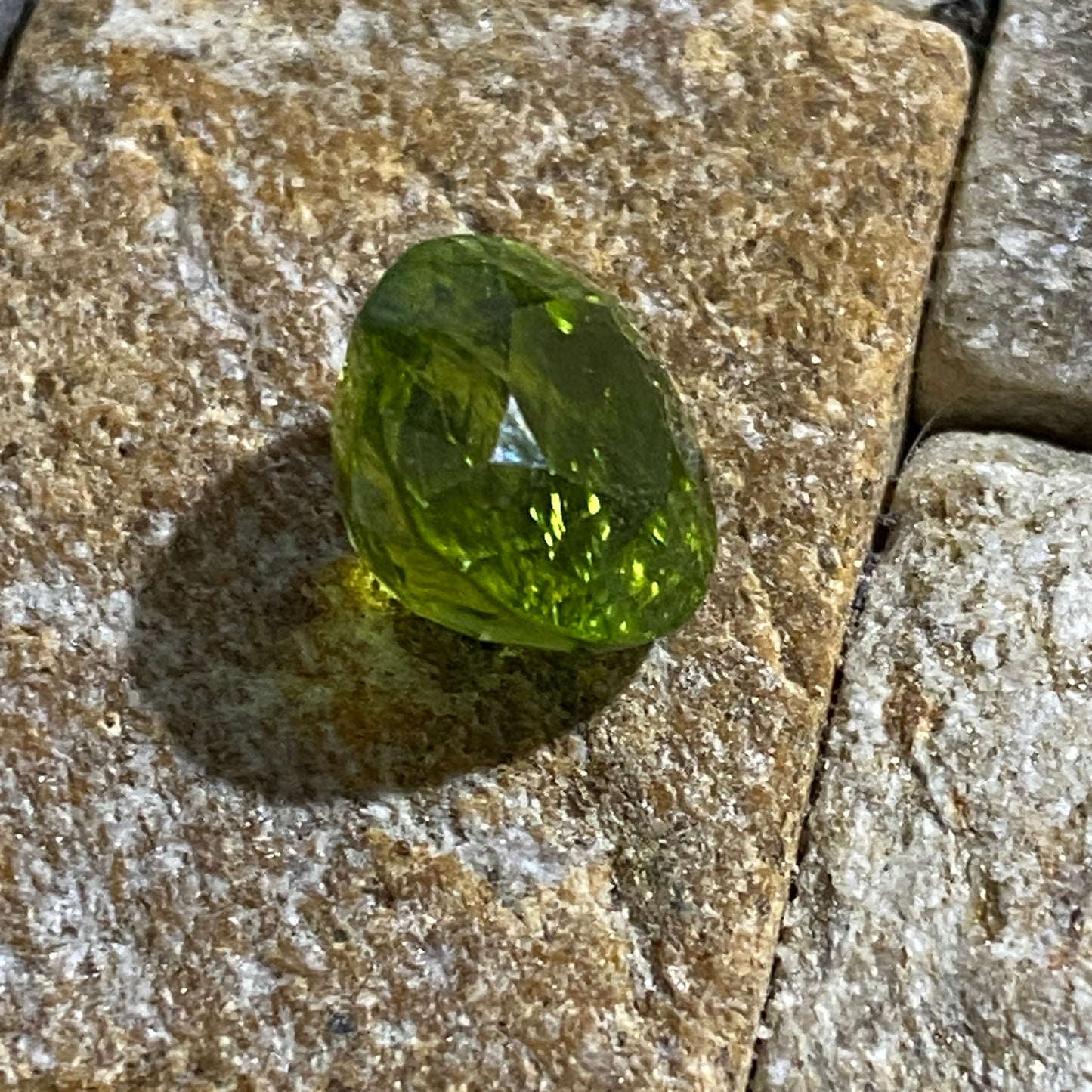 PERIDOT GEMSTONE NATURAL MINED - KAGHAM VALLEY, PAKISTAN  5.35Ct. MFG2019