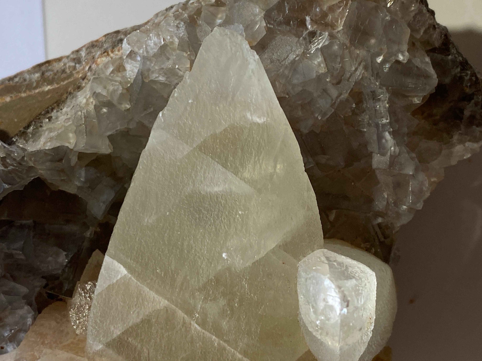 CALCITE WITH FLUORITE : LADYWASH MINE, EYAM, DERBYSHIRE DALES, ENGLAND