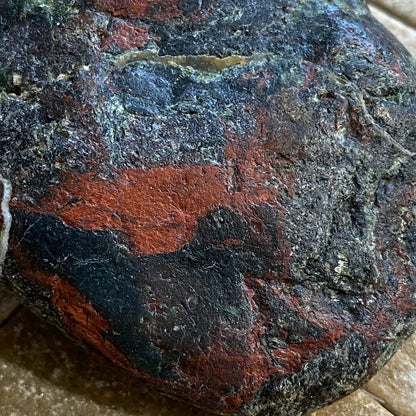 BLOODSTONE [MERANITE] - NAIF VALLEY, SOUTH TYROL, ITALY  140g. MF4115