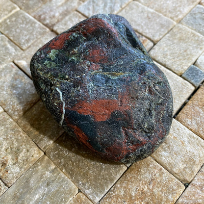 BLOODSTONE [MERANITE] - NAIF VALLEY, SOUTH TYROL, ITALY  140g. MF4115