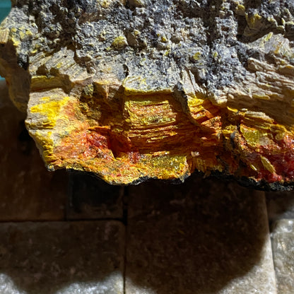 ORPIMENT/ REALGAR FROM QUIRUVILCA MINE, PERU 284g MF1351