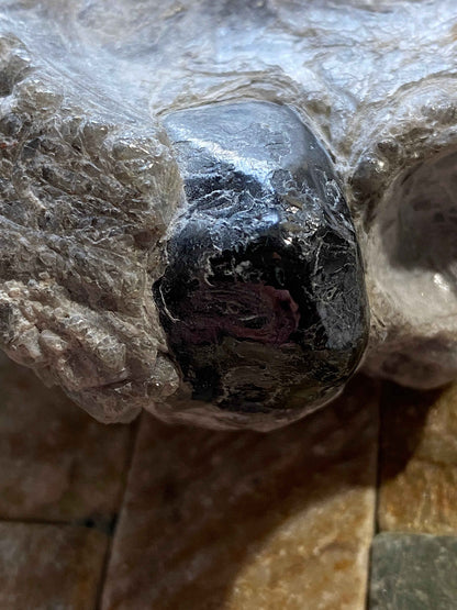 OBSIDIAN IN PERLITE : PICKETPOST MOUNTAIN, ARIZONA, U.S.A. 130g MF4941