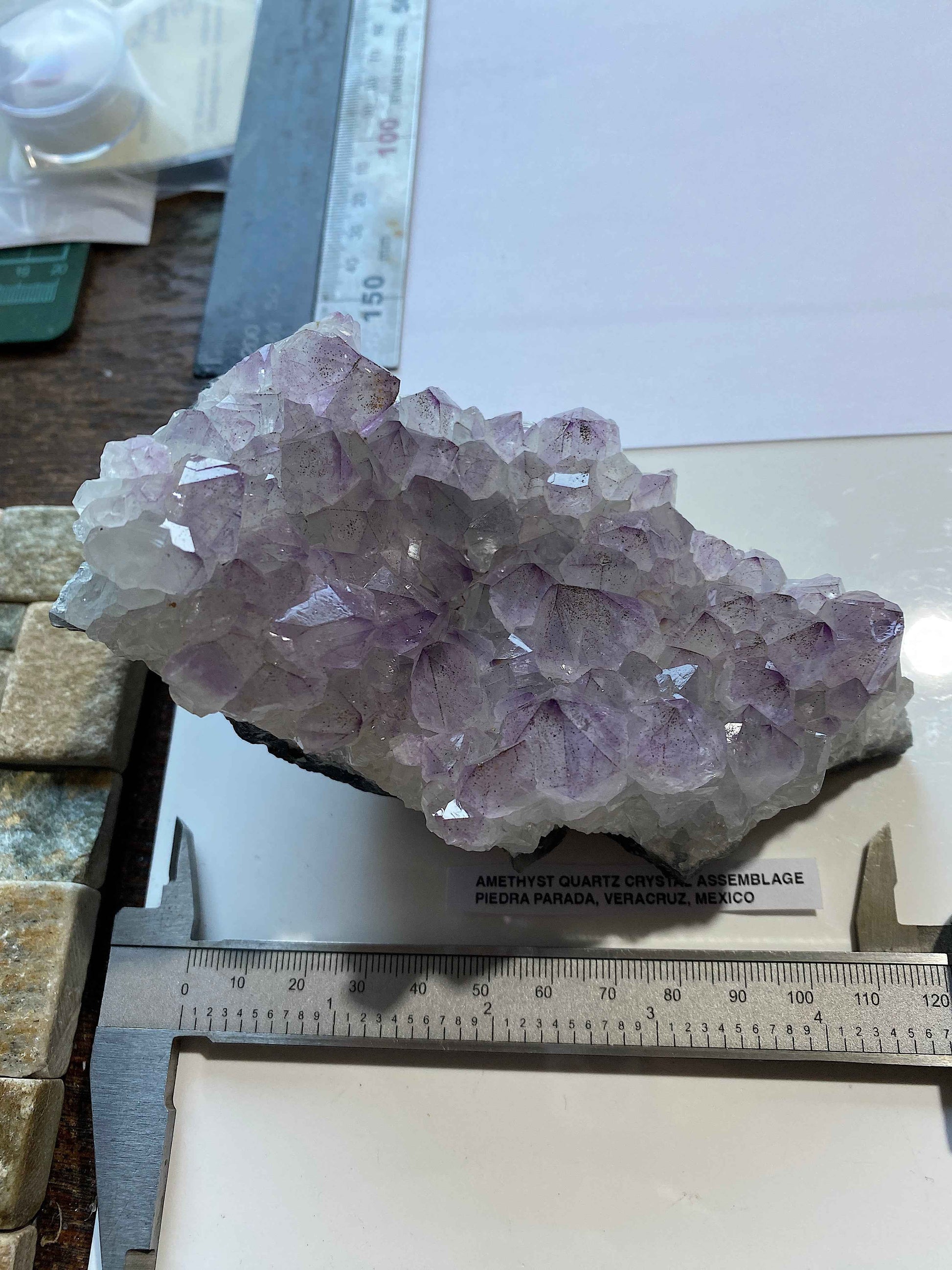 AMETHYST QUARTZ CRYSTAL ASSEMBLAGE : PIEDRA PARADA, VERACRUZ, MEXICO, 607g MF4942