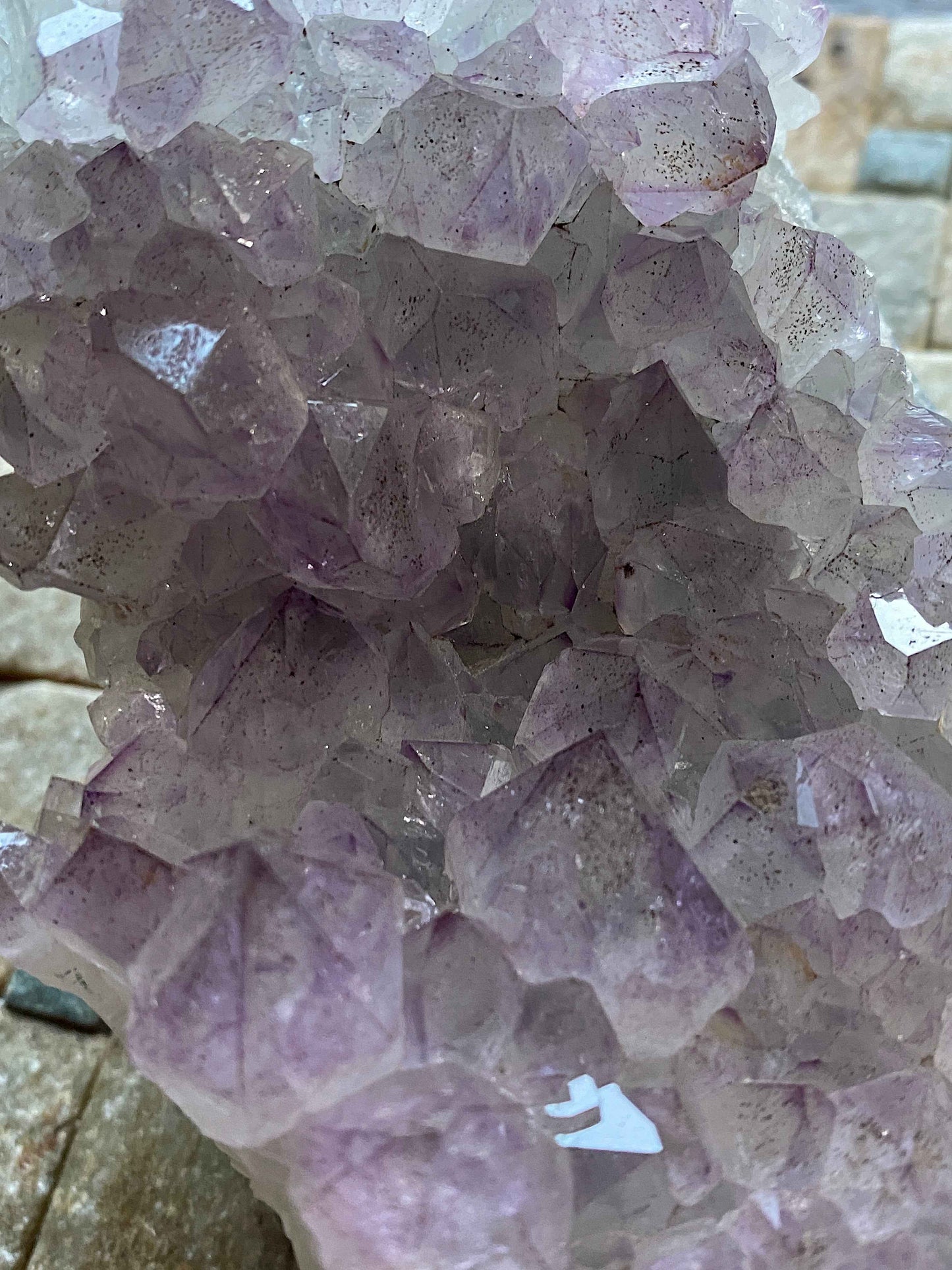 AMETHYST QUARTZ CRYSTAL ASSEMBLAGE : PIEDRA PARADA, VERACRUZ, MEXICO, 607g MF4942