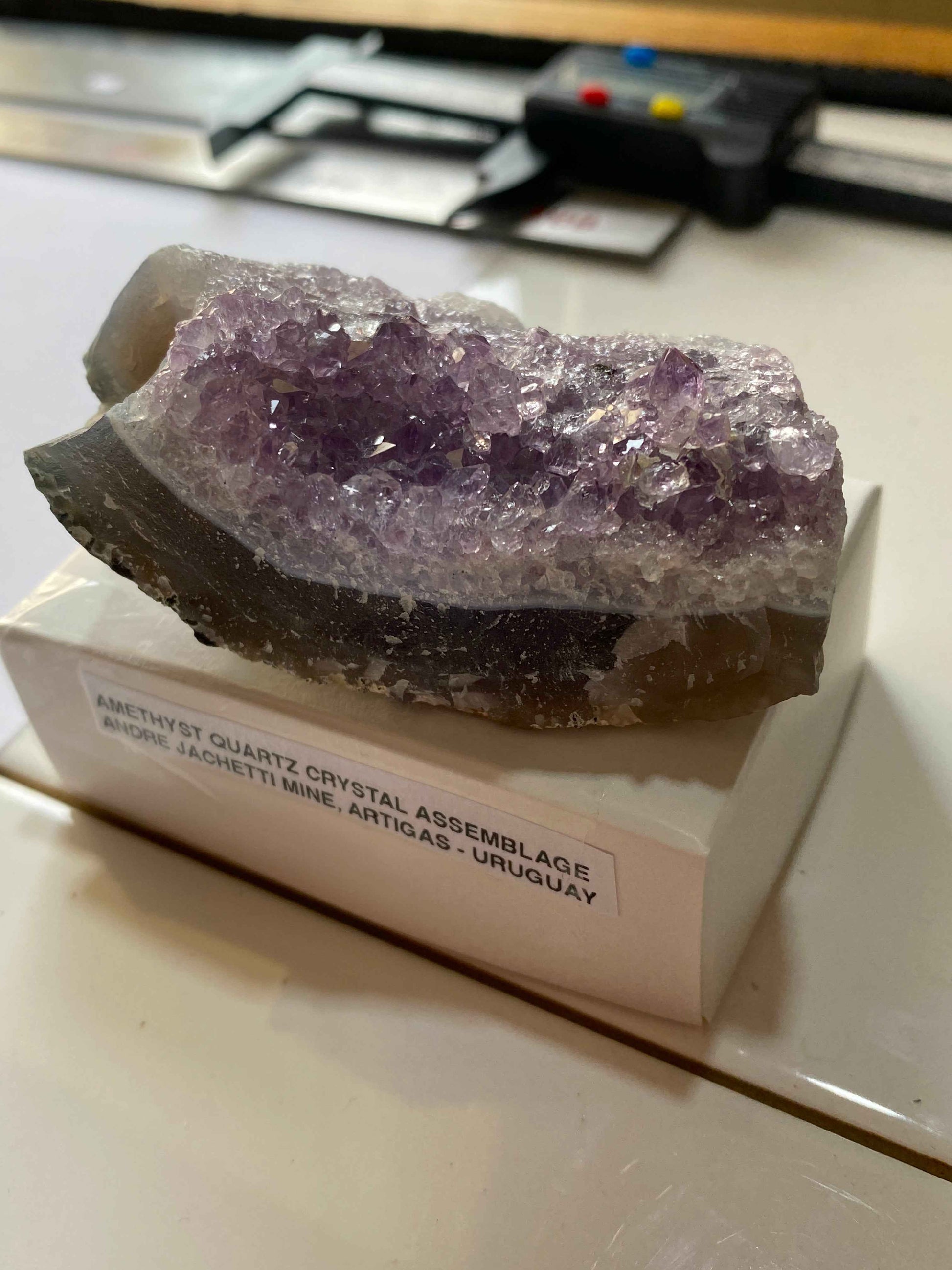 AMETHYST QUARTZ CRYSTAL ASSEMBLAGE : ANDRE JACHETTI MINE, ARTIGAS, URUGUAY 123g MF4943