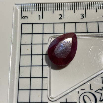 RUBY CORUNDUM GEMSTONE - HUZA GILGIT, BALTISTAN, PAKISTAN. 12.70Ct MFG5021