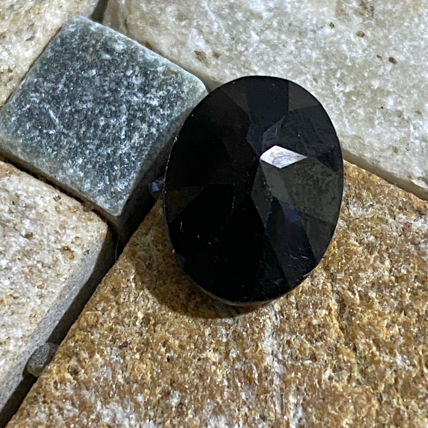 BLACK SPINEL GEMSTONE - BETROKA DISTRICT, ANOSY, MADAGASCAR  6.23Ct. MFG5022