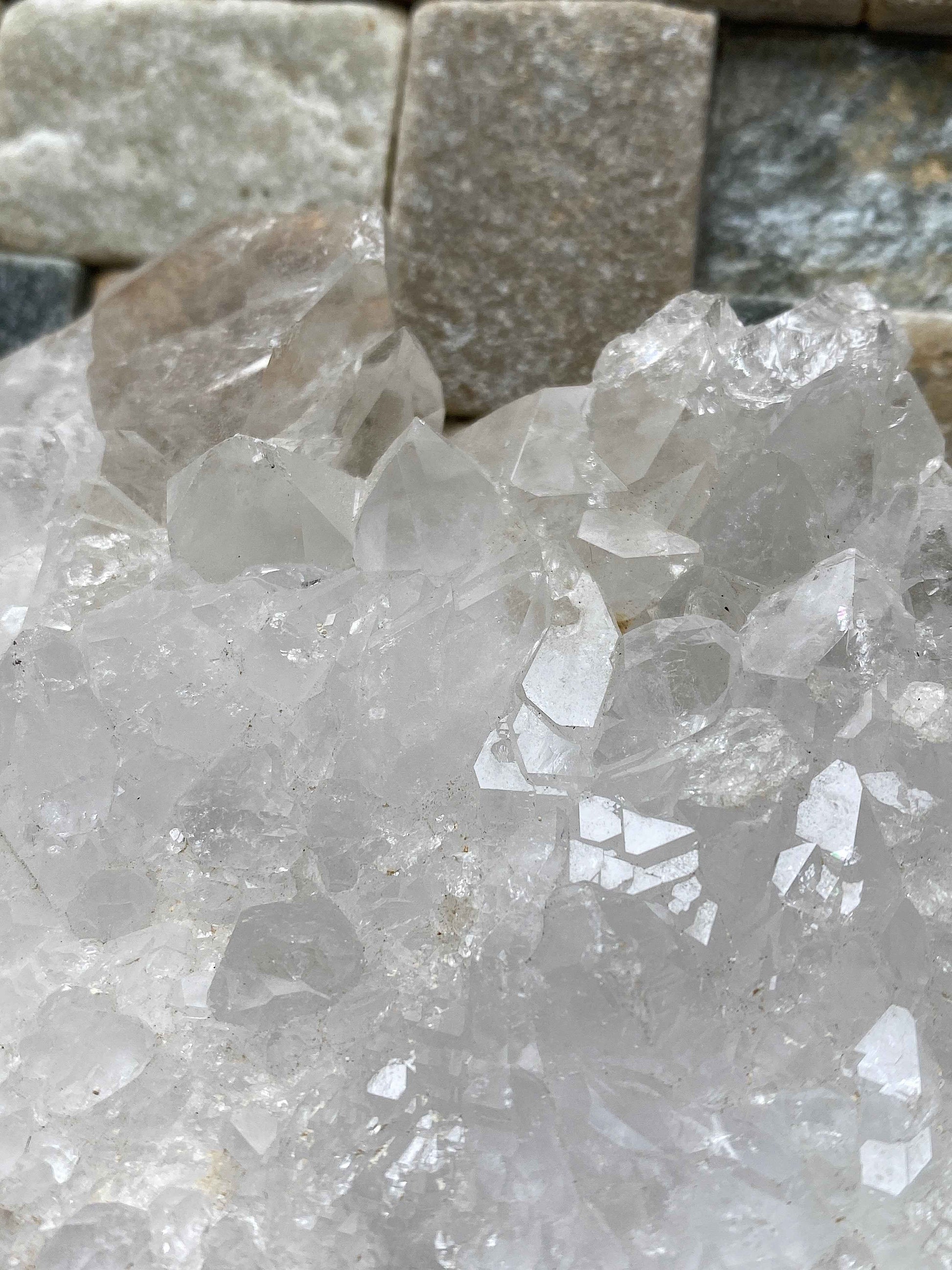 QUARTZ : GANESH HIMAL, PRADESH, HIMALAYAS, NEPAL  396g MF4952